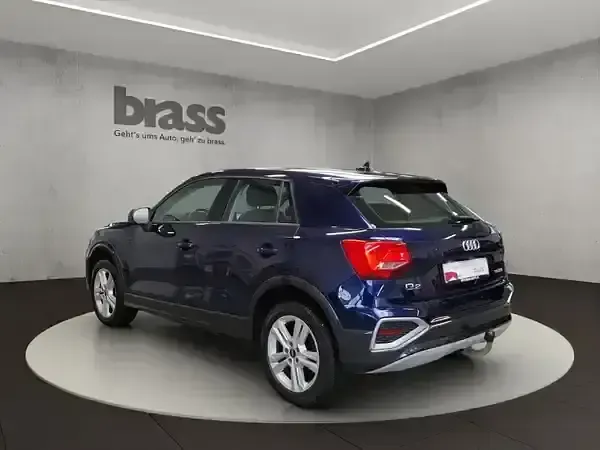 Używany Audi Q2 Advanced Plus 110 KM (80 kW) 2022 Niebieski SUV