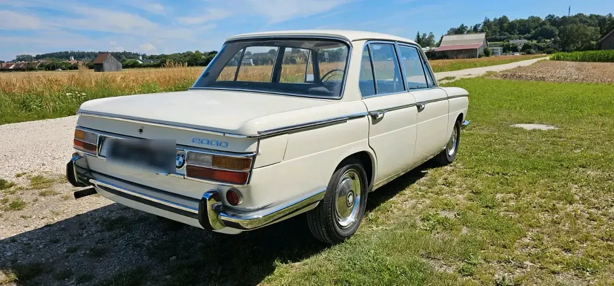 Gebraucht BMW 2000 100 PS (73 kW) 1967 Weiß Limousine