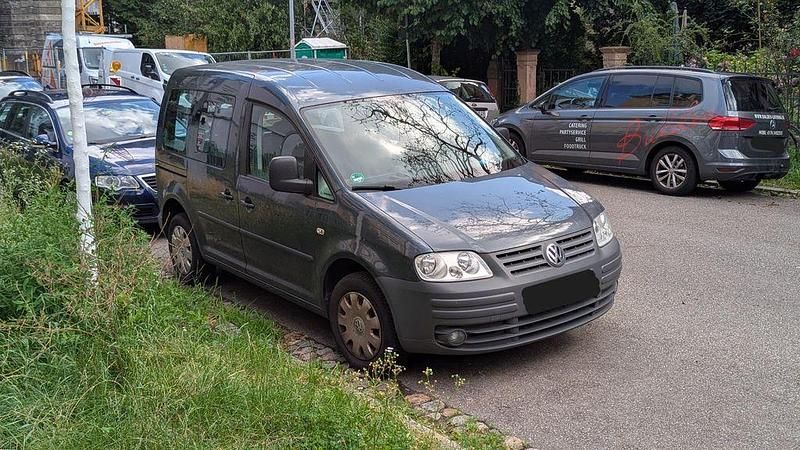 Grau Gebraucht 2009 VW Caddy Life Van / Kleinbus | 5.999 € (Fairer Preis) - Bild 1/4
