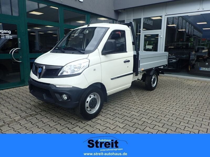 Gebraucht Piaggio Porter 106 PS (77 kW) 2024 Weiß Kombi
