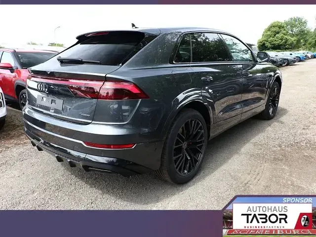 Neu Audi Q8 Comfort 286 PS (210 kW) 2026 Grau SUV