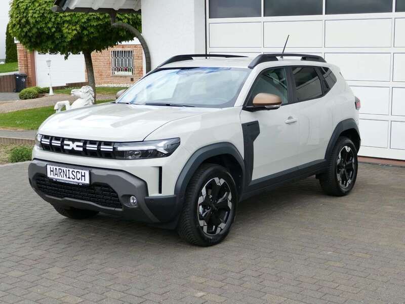 Sandstone beige Gebraucht 2024 Dacia Duster Extreme SUV | 25.850 € (Guter Preis) - Bild 1/4