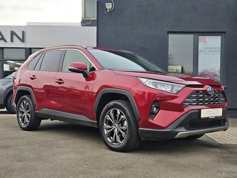 Gebraucht Toyota RAV4 Hybrid Team 218 PS (160 kW) 2025 Rot SUV