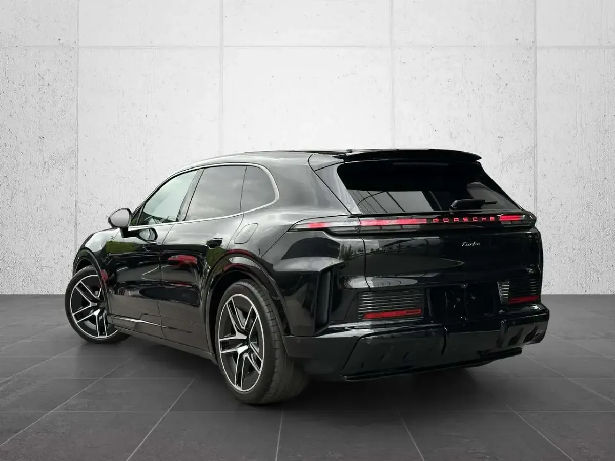 Gebraucht Porsche Cayenne Turbo 2026 Schwarz SUV