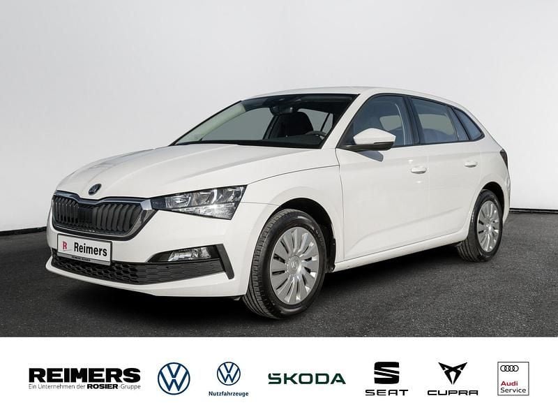 Gebraucht Skoda Scala Cool Plus 95 PS (69 kW) 2023 Weiß Kleinwagen