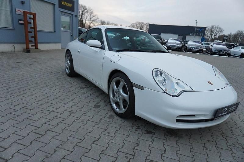 Gebraucht Porsche 911 Carrera 320 PS (235 kW) 2002 Weiß Coupé