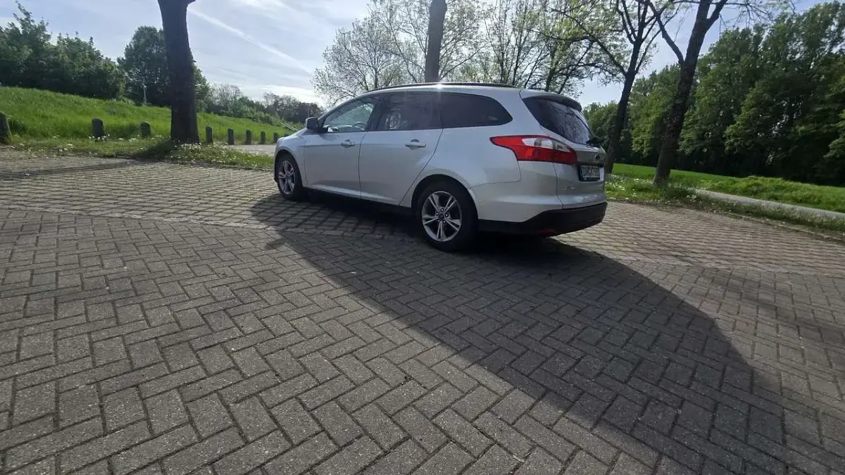Gebraucht Ford Focus 125 PS (91 kW) 2013 Kombi