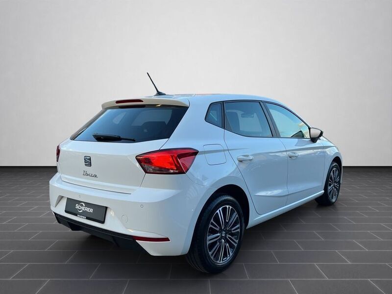 Gebraucht Seat Ibiza Style 95 PS (69 kW) 2024 Weiß Limousine