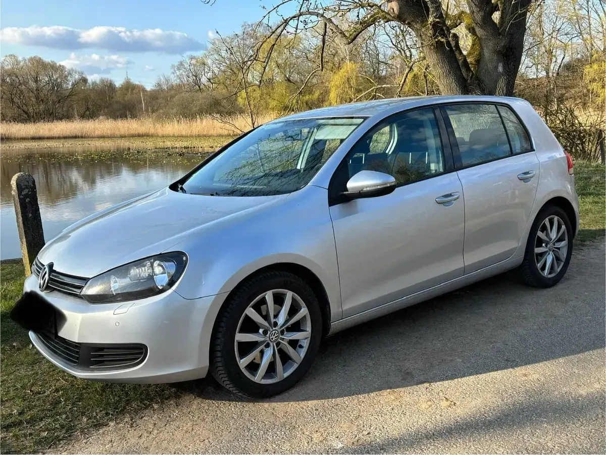 Gebraucht VW Golf VII 140 PS (102 kW) 2012 Grau Limousine