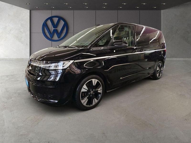 Gebraucht VW Multivan Style 150 PS (110 kW) 2024 2t deep black perleffekt Van