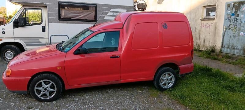 Rot Gebraucht 2001 VW Caddy Van / Kleinbus | 899 € (Superpreis) - Bild 1/4