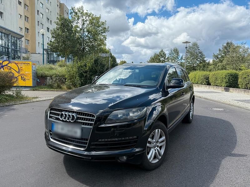 Schwarz Gebraucht 2006 Audi Q7 SUV | 4.750 € (Superpreis) - Bild 1/4