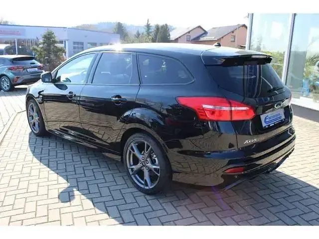 Brugt Ford Focus ST-Line 140 HK (102 kW) 2018 Sort Stationcar