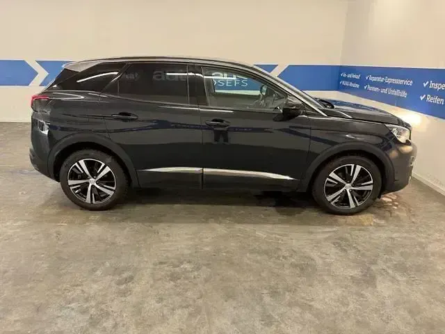 Gebraucht Peugeot 3008 Allure 180 PS (132 kW) 2019 Grau SUV