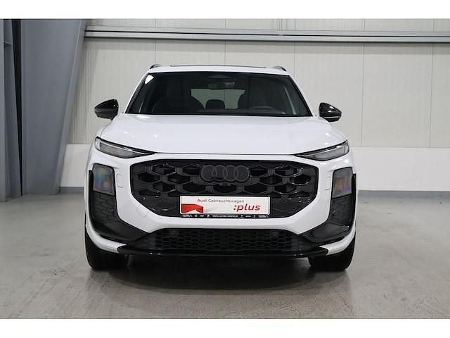 Gebraucht Audi Q3 Ambiente 265 PS (194 kW) 2026 Gletscherweiß metallic SUV