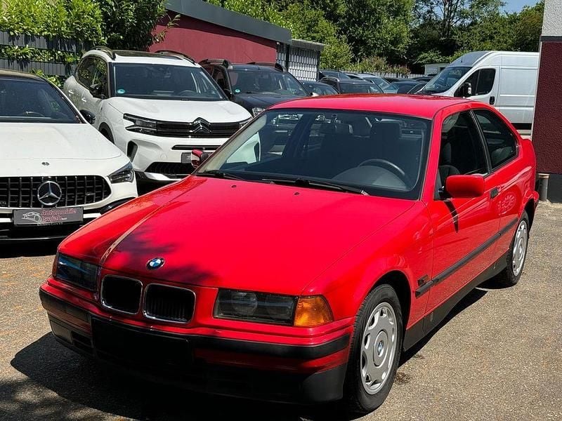 Rot Gebraucht 1995 BMW 316 | 2.950 € - Bild 1/4