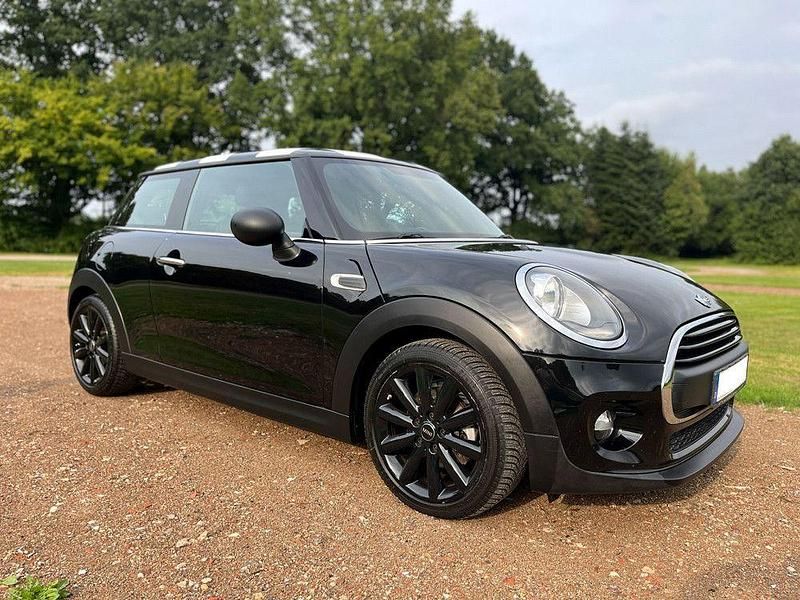 Schwarz Gebraucht 2017 Mini ONE Kleinwagen | 10.900 € (Fairer Preis) - Bild 1/4