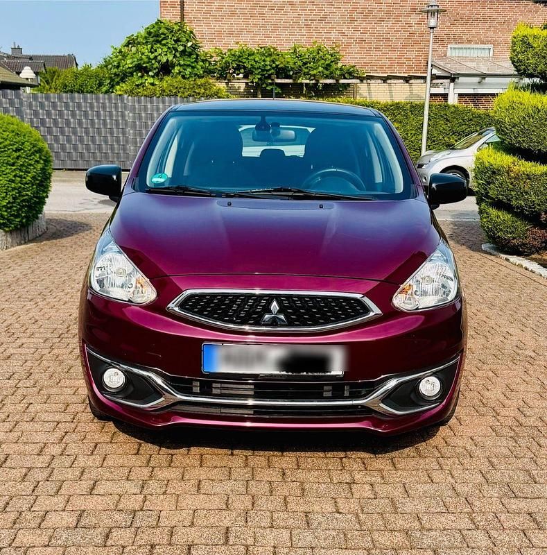 Rot Gebraucht 2020 Mitsubishi Space Star Diamant Edition Kleinwagen | 9.990 € (Fairer Preis) - Bild 1/4