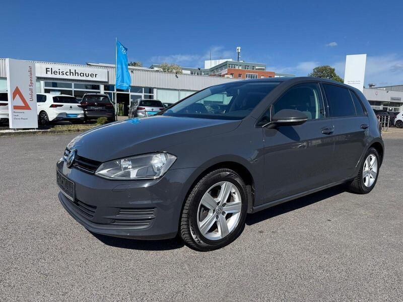 Grau Gebraucht 2014 VW Golf VII Kleinwagen | 10.444 € (Superpreis) - Bild 1/4