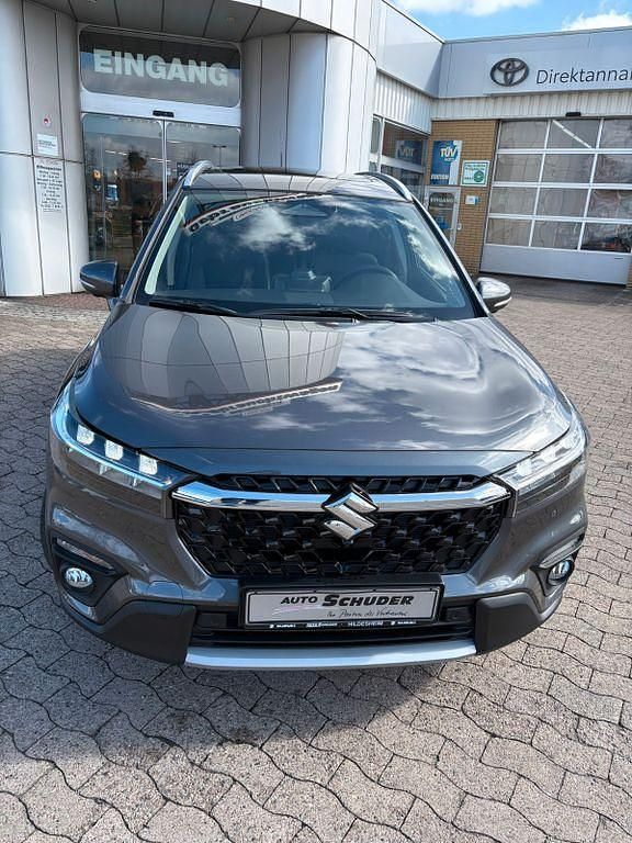 Neu Suzuki SX4 S-Cross Comfort+ 110 PS (80 kW) 2026 Schwarz SUV