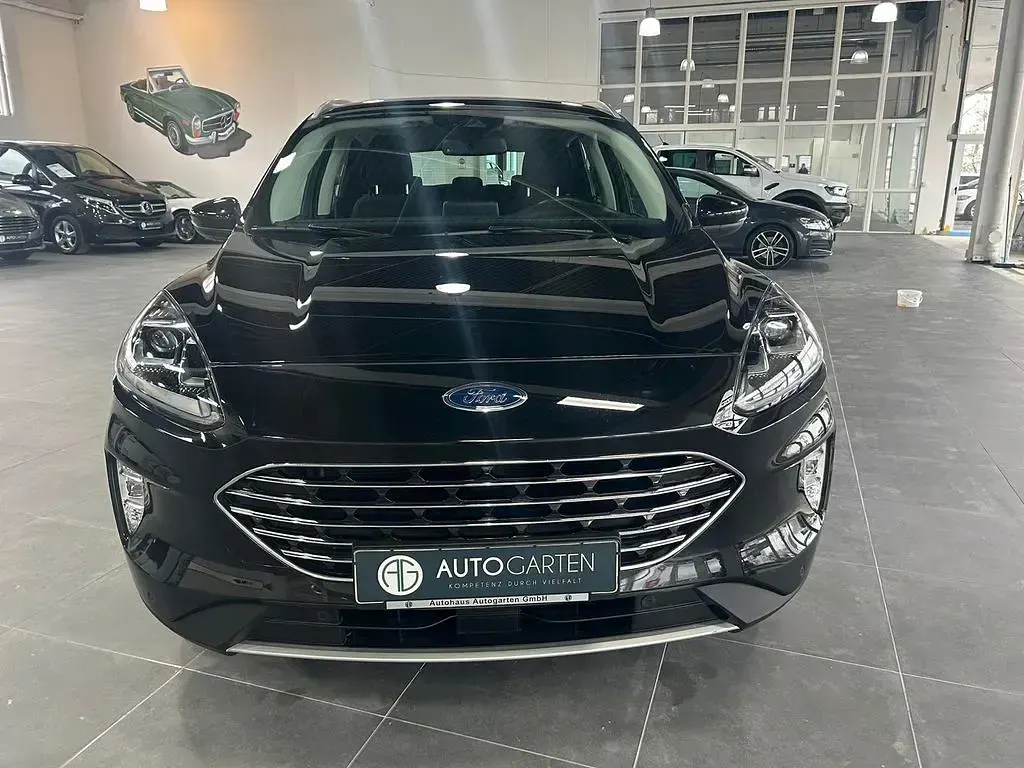 Gebraucht Ford Kuga Titanium 224 PS (164 kW) 2021 Schwarz SUV