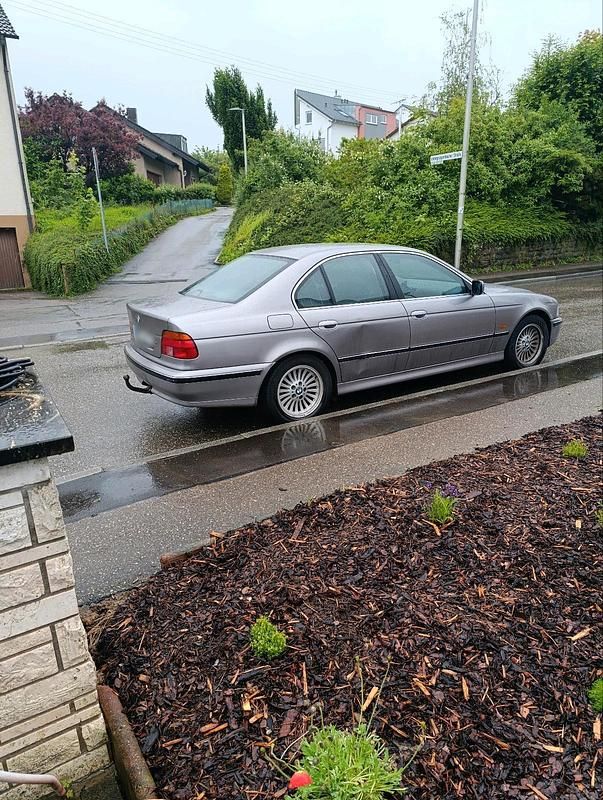 Gebraucht BMW 530 185 PS (136 kW) 2000 Grau Limousine