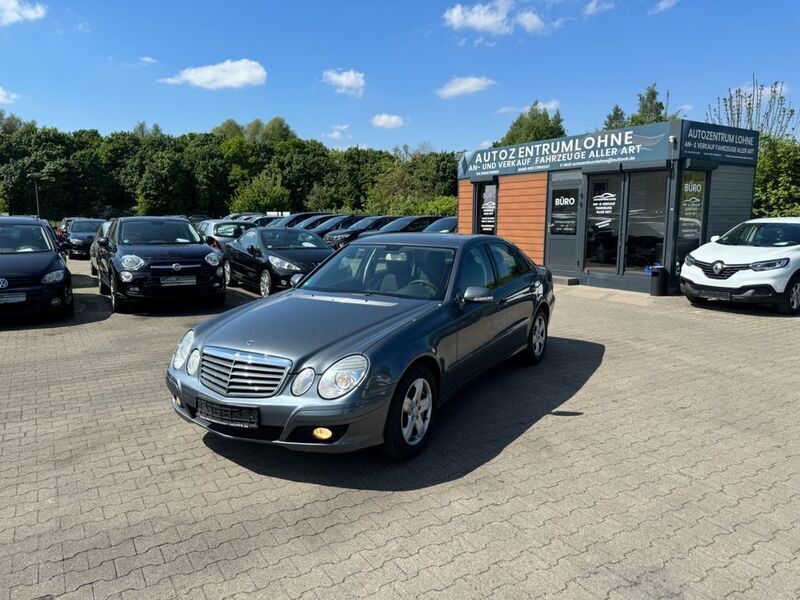 Grau Gebraucht 2007 Mercedes E220 Limousine | 4.990 € (Fairer Preis) - Bild 1/4
