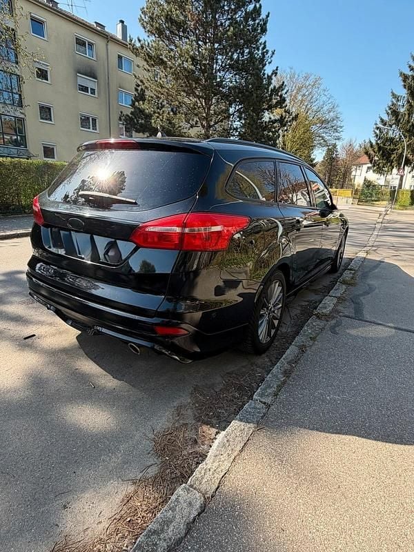 Brugt Ford Focus ST-Line 182 HK (133 kW) 2018 Sort Stationcar