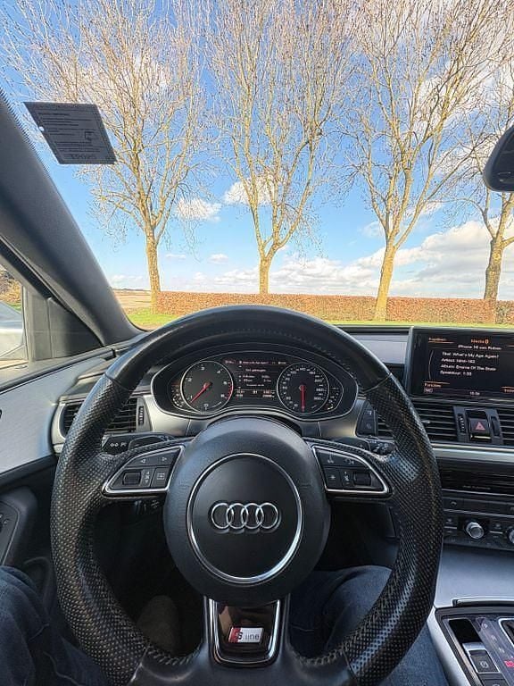 Usado Audi A6 245 HP (180 kW) 2014 Prateado Carrinha