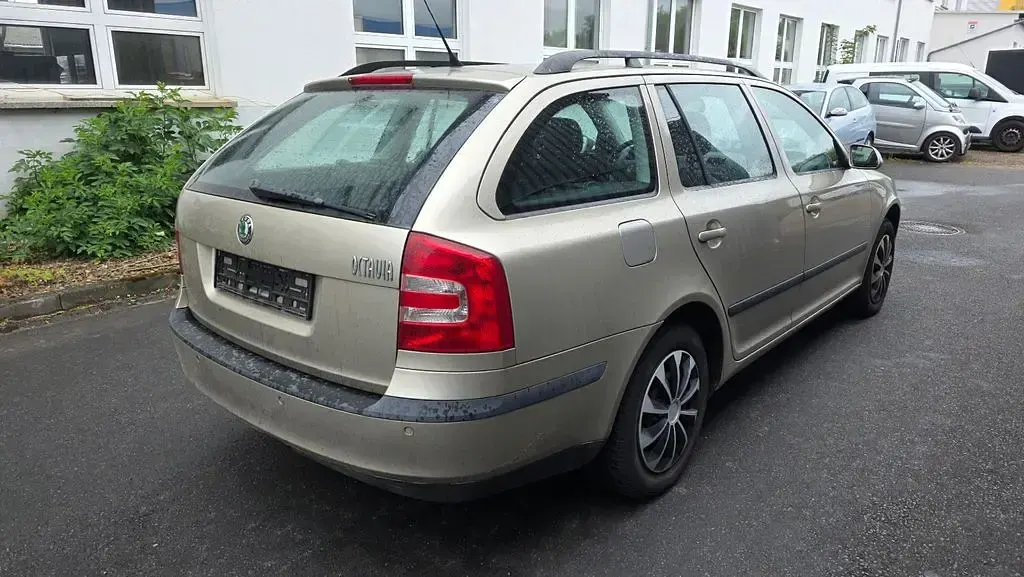 Gebraucht Skoda Octavia Elegance 150 PS (110 kW) 2006 Braun Kombi