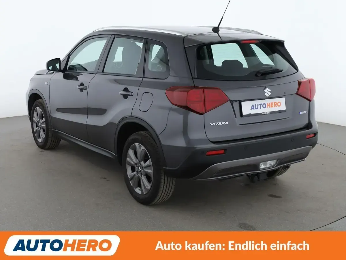 Gebraucht Suzuki Vitara Club 129 PS (94 kW) 2025 Grau SUV