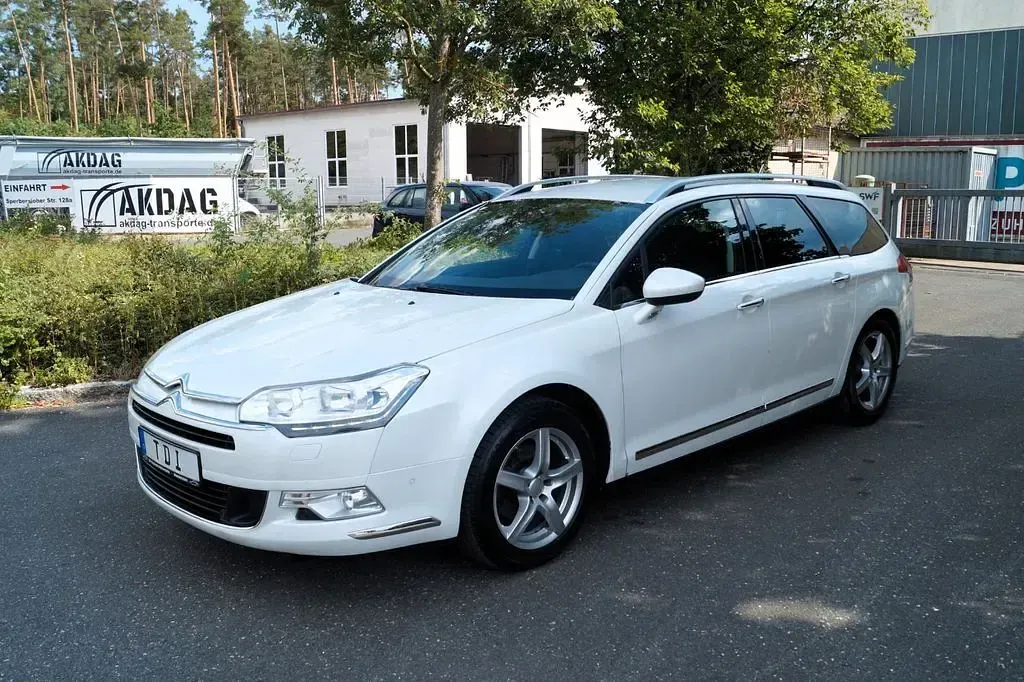 Gebraucht Citroën C5 SELECTION 150 PS (110 kW) 2015 Weiß Kombi