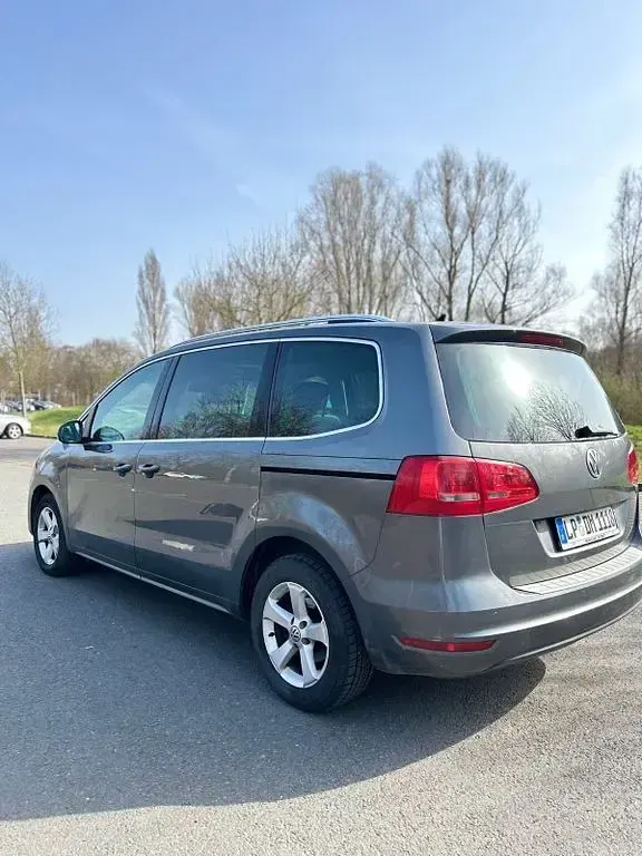 Gebraucht VW Sharan Highline 170 PS (125 kW) 2011 Grau Van / Kleinbus