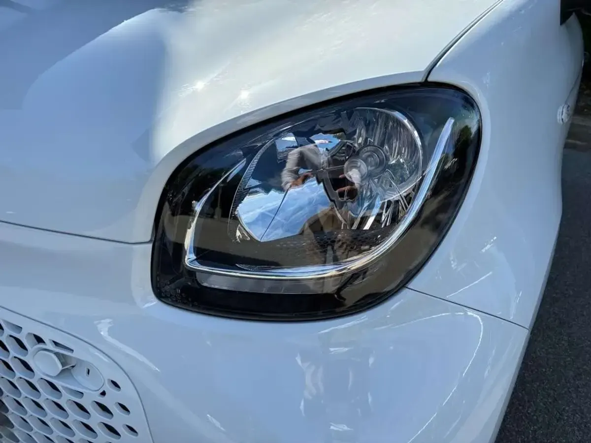 Gebraucht Smart ForFour Electric Drive 60 kW (82 PS) 2021 Weiß Limousine