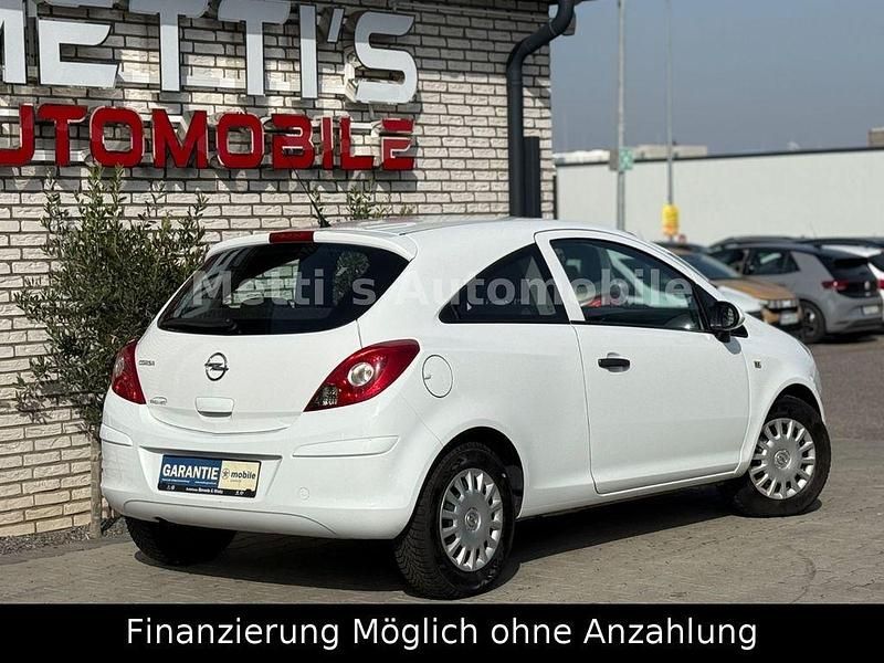 Gebraucht Opel Corsa Selection 69 PS (50 kW) 2014 Casablancaweiss/glacier/arctic Kleinwagen