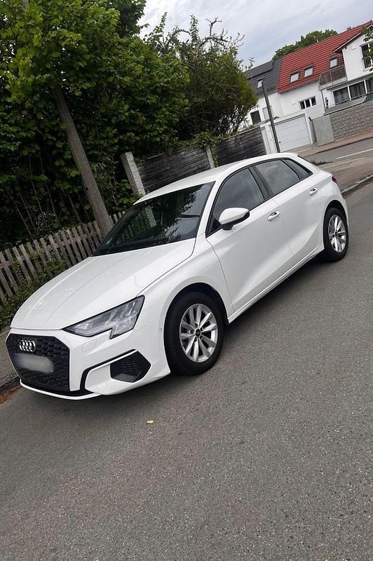 Gebraucht Audi A3 Advanced 116 PS (85 kW) 2021 Weiß Limousine