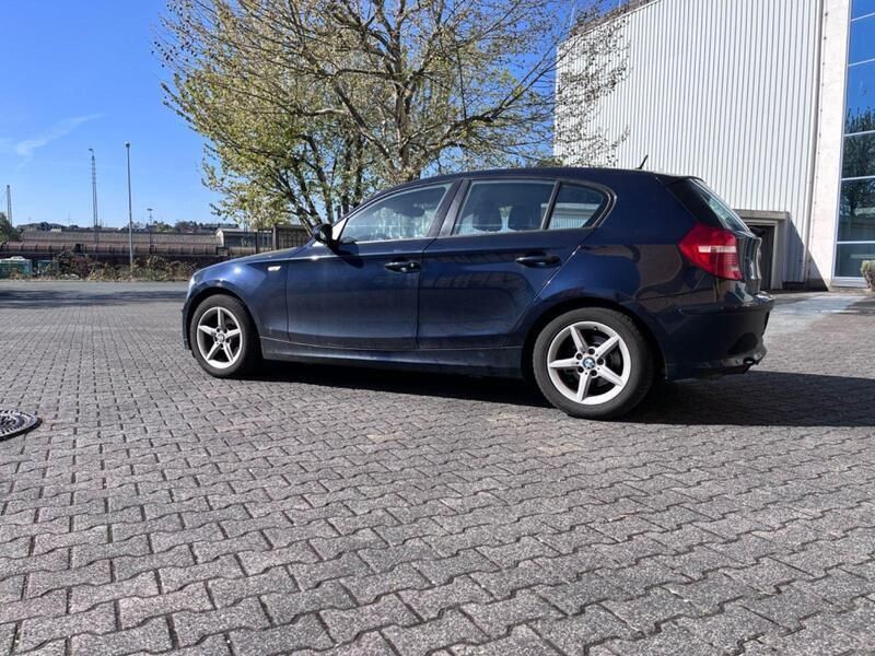 Blau Gebraucht 2008 BMW 116 Performance Kleinwagen | 3.800 € (Superpreis) - Bild 1/4