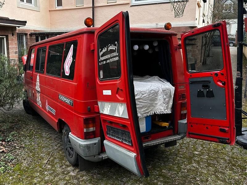 Gebraucht Renault Trafic 95 PS (69 kW) 1994 Rot Van / Kleinbus