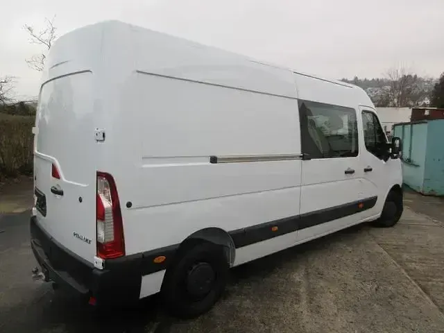 Gebraucht Renault Master 150 PS (110 kW) 1966 Andere Limousine