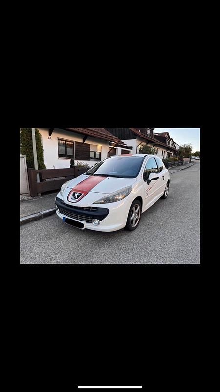 Gebraucht Peugeot 207 156 PS (114 kW) 2009 Weiß Coupé