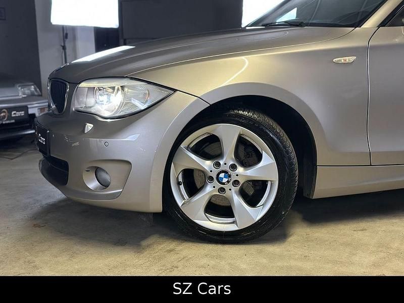 Gebraucht BMW 120 Sport Line 170 PS (125 kW) 2012 Grau Kleinwagen