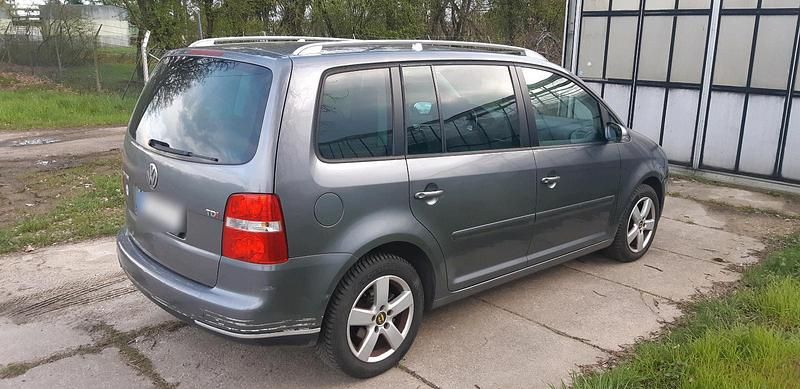 Gebraucht VW Touran 105 PS (77 kW) 2006 Grau Van / Kleinbus