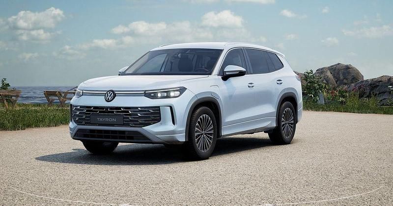 Neu VW Tayron Elegance 150 PS (110 kW) 2025 Oyster silver metallic SUV