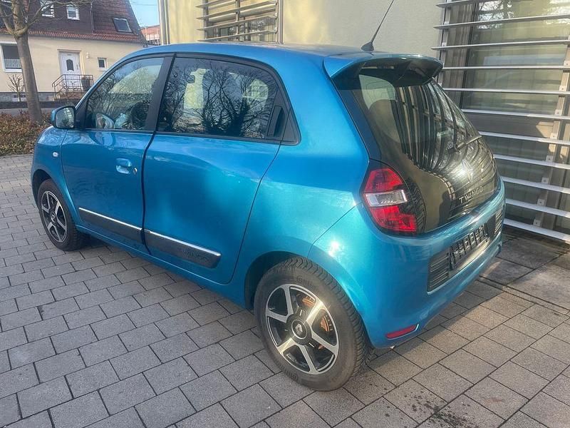 Gebraucht Renault Twingo Intens 90 PS (66 kW) 2016 Blau Kleinwagen