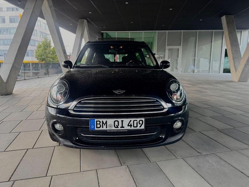 Schwarz Gebraucht 2013 Mini Cooper Clubman Kombi | 5.890 € (Guter Preis) - Bild 1/4