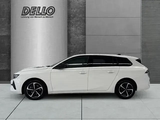 Gebraucht Opel Astra 131 PS (96 kW) 2024 Weiß Kleinwagen