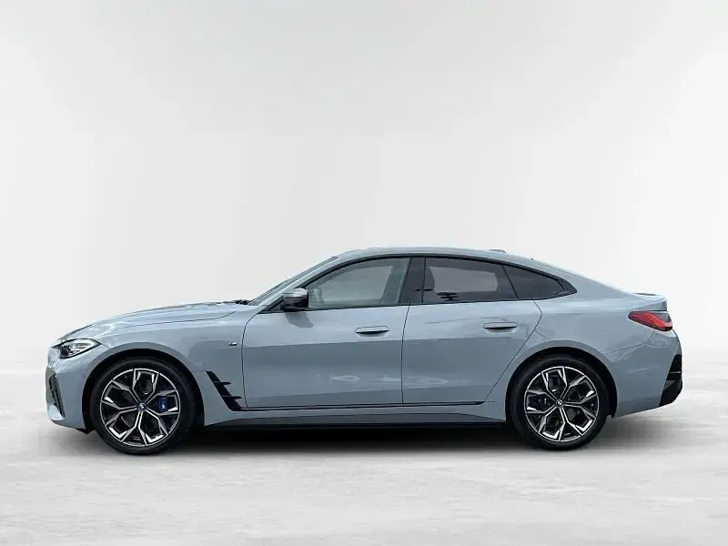 Gebraucht BMW i4 M Sport 350 kW (476 PS) 2023 M brooklyn grau metallic Limousine
