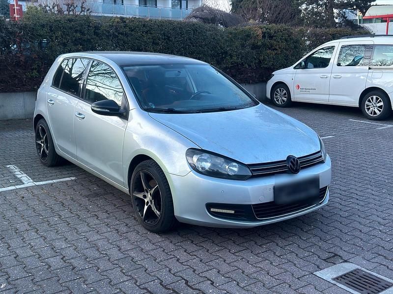 Gebraucht VW Golf VI Comfortline 122 PS (89 kW) 2009 Silber Kleinwagen