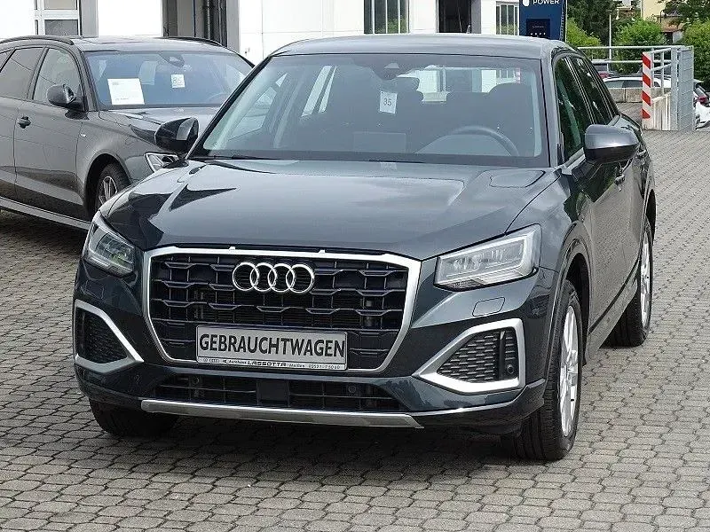 Gebraucht Audi Q2 Advanced 150 PS (110 kW) 2024 Manhattangrau (metallic) SUV