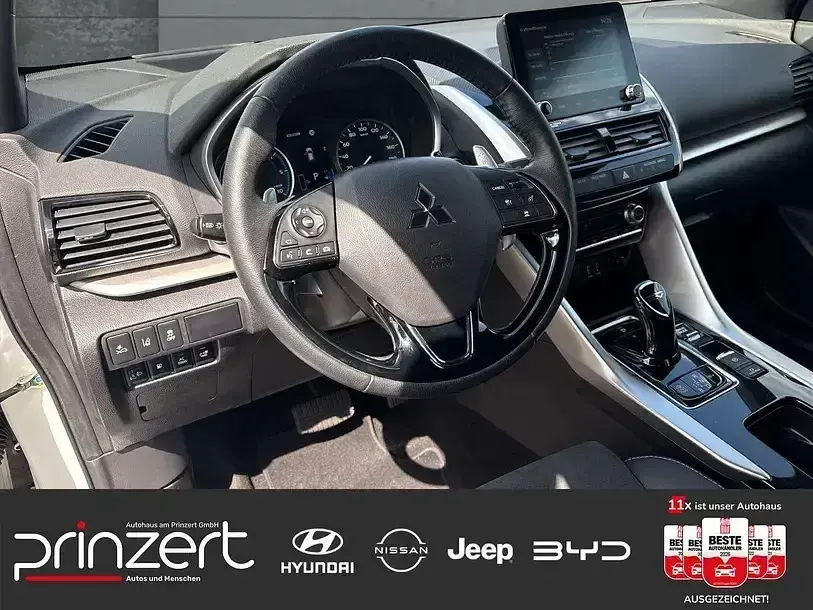 Gebraucht Mitsubishi Eclipse Cross Select 188 PS (138 kW) 2024 Weiß SUV